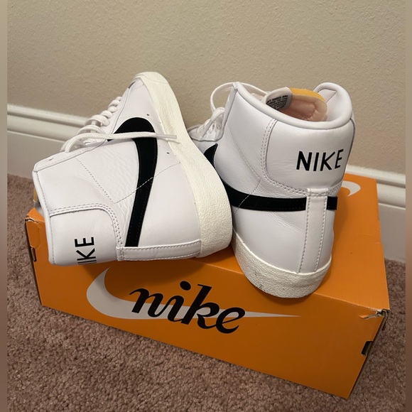 ☑️Nike Blazer Mid '77 Vintage preowned Excellent conditions Size 10 in box - Picture 6 of 10